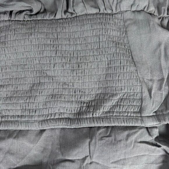 Torrid NWT Dark Grey Gauze Embroidered Peplum Top Sz 4X/26 - Picture 4 of 7